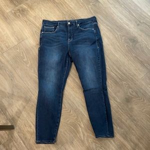 Good American good legs crop skinny jeans